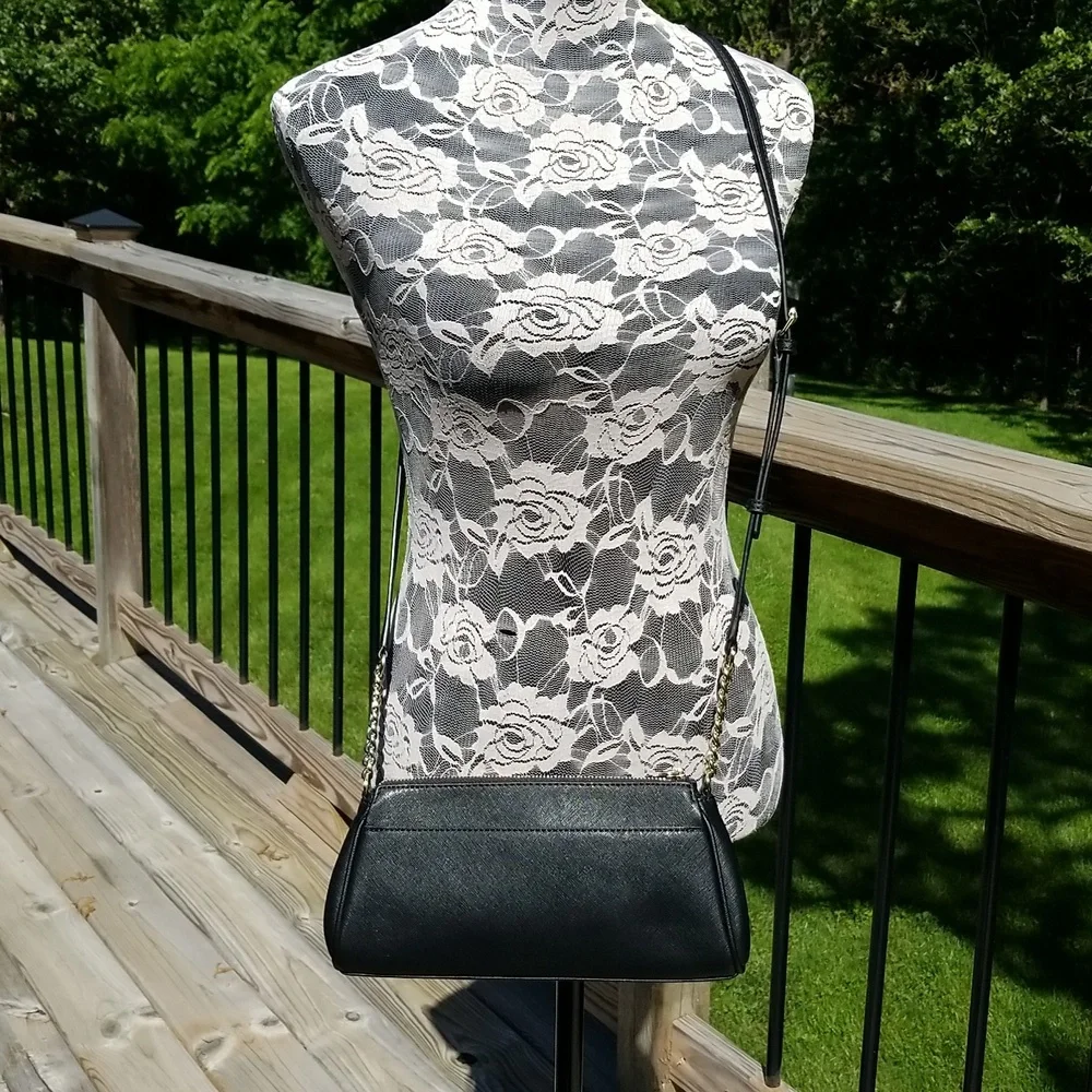 Karl Lagerfeld crossbody purse - Picture 2 of 6